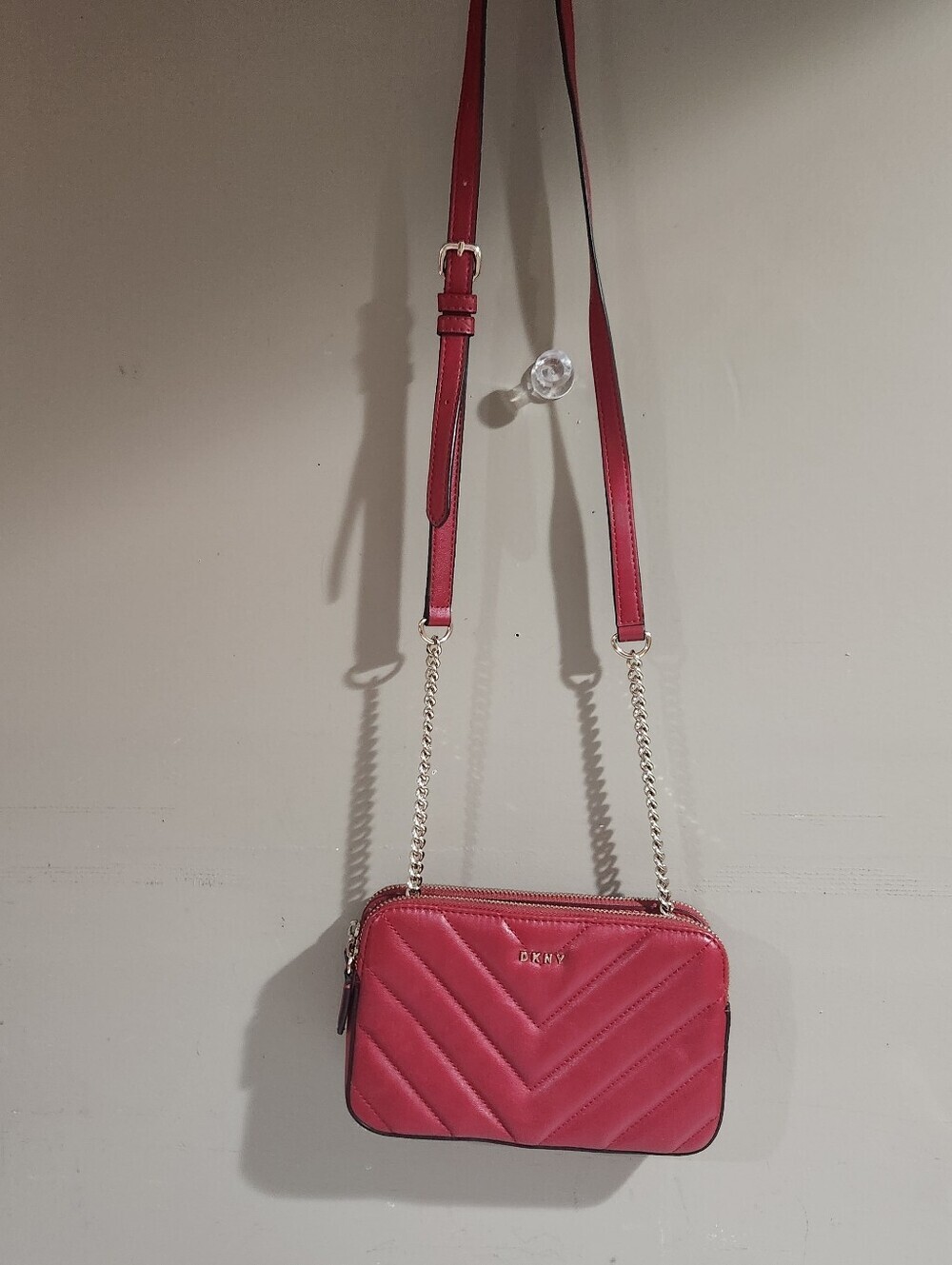 DKNY Crossbody Bag Red Chevron Quilted Chain Strap Veronica-DZ Small